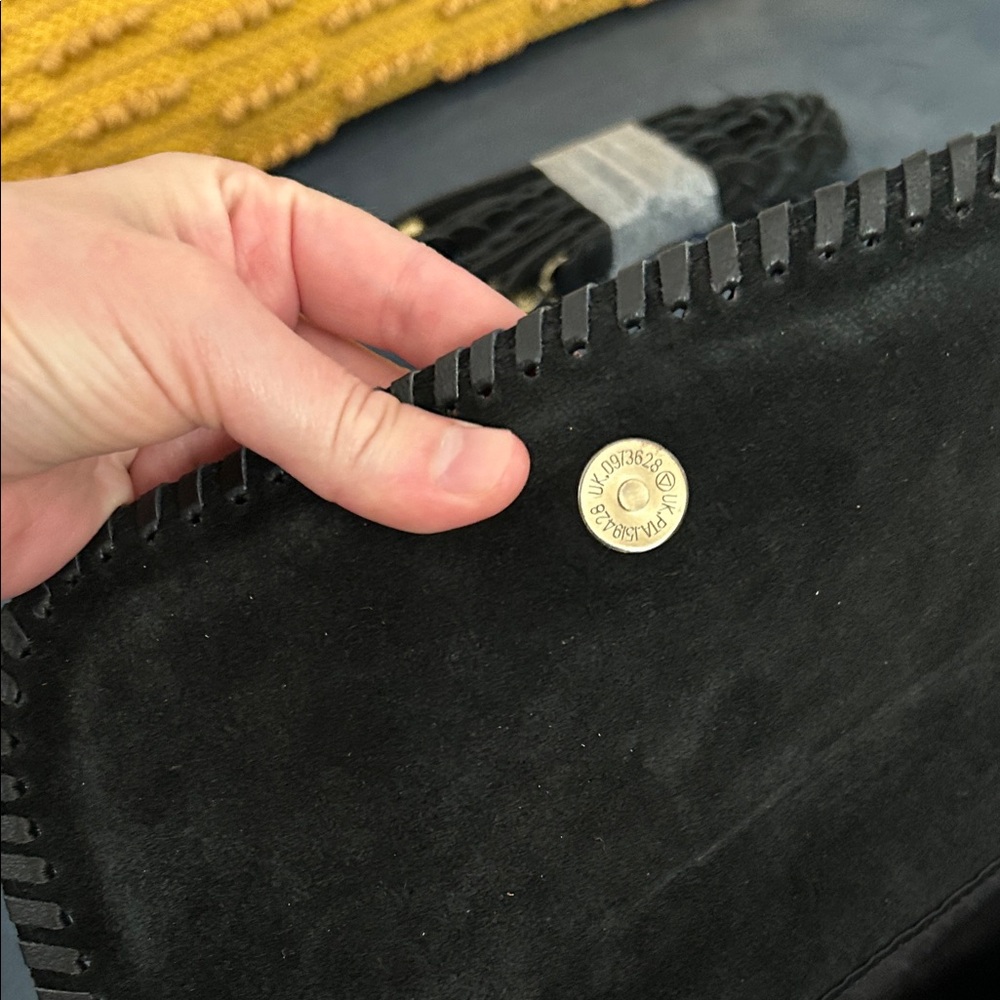 New Myra Bag Black Genuine Leather Crossbody with Aztec Rug & Fringe - Picture 9 of 12